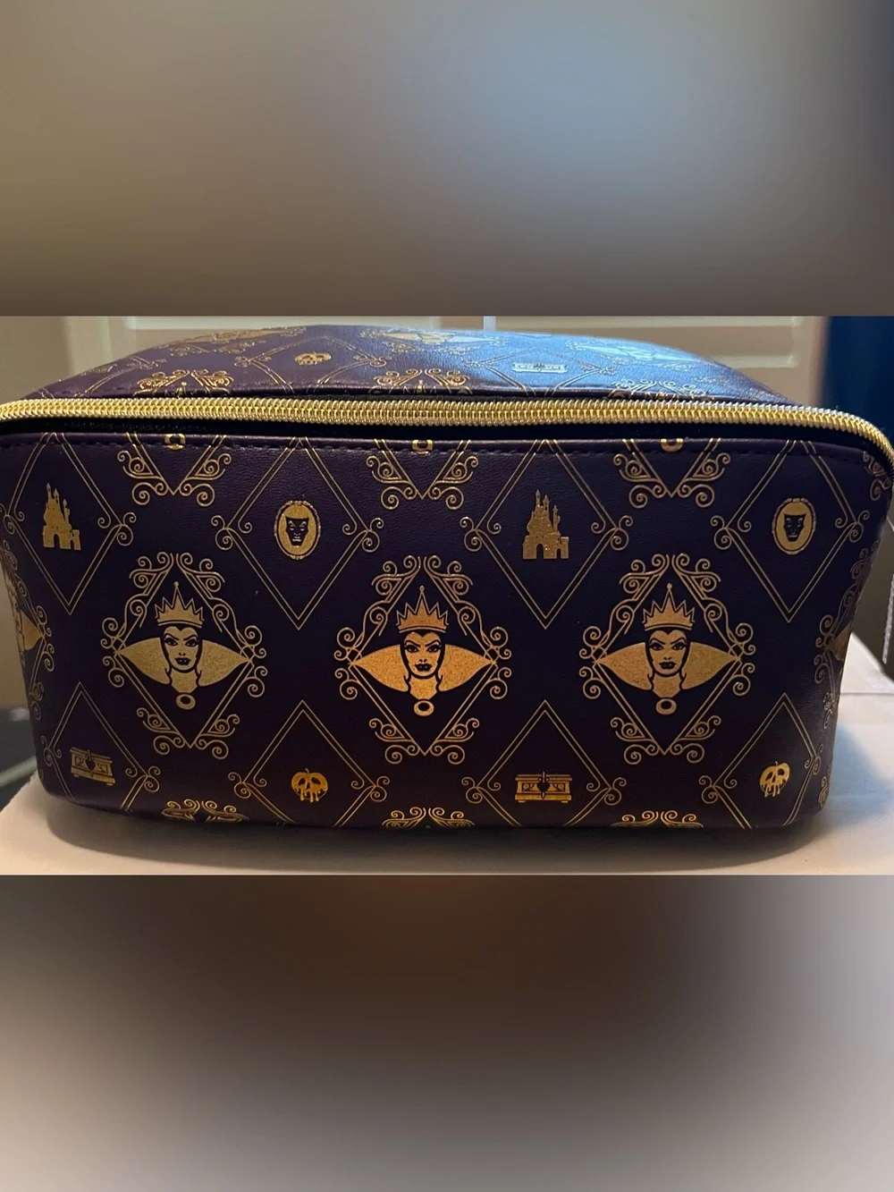 Bath & Body Works / Disney Villains Purple/Gold Make up bag